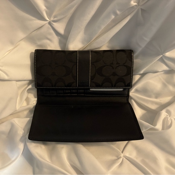 Coach Crossbody Bag Set - Black and Pink - Picture 15 of 16